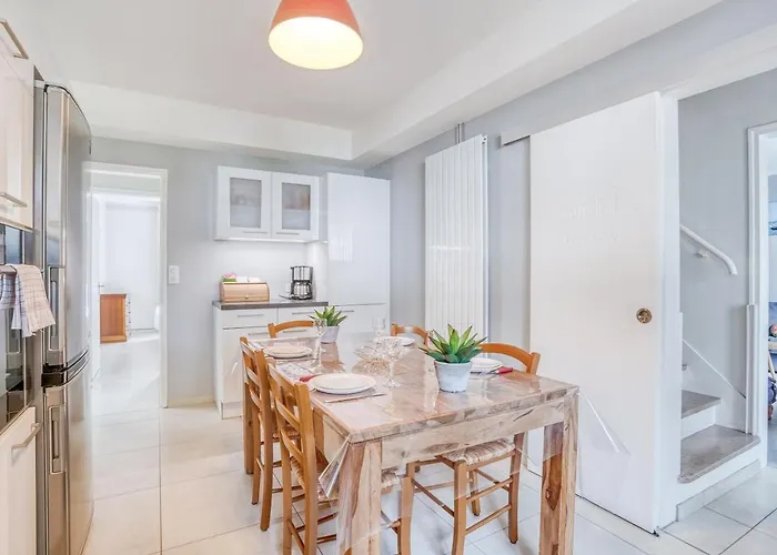 Le Deck - Grande Maison Familliale Proche